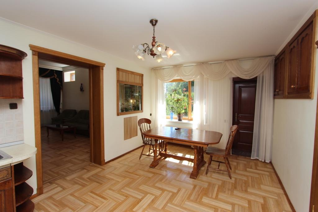 Riviera Apartment Jūrkalne Екстериор снимка